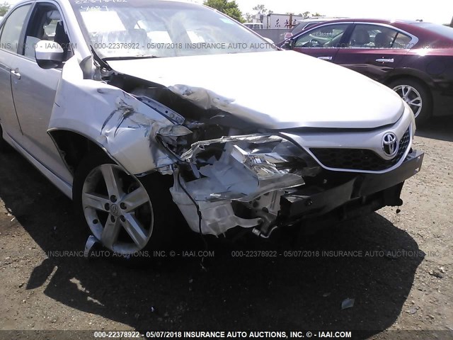 4T1BF1FK4DU223125 - 2013 TOYOTA CAMRY L/SE/LE/XLE SILVER photo 6