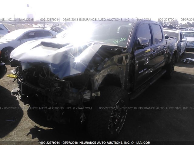 3TMDZ5BN8HM016503 - 2017 TOYOTA TACOMA DBL CAB/SR5/TRD SPORT/OR GRAY photo 2