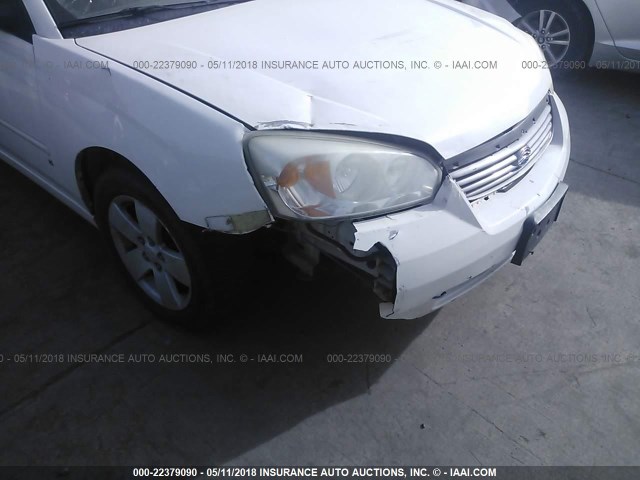 1G1ZT51866F104670 - 2006 CHEVROLET MALIBU LT WHITE photo 6