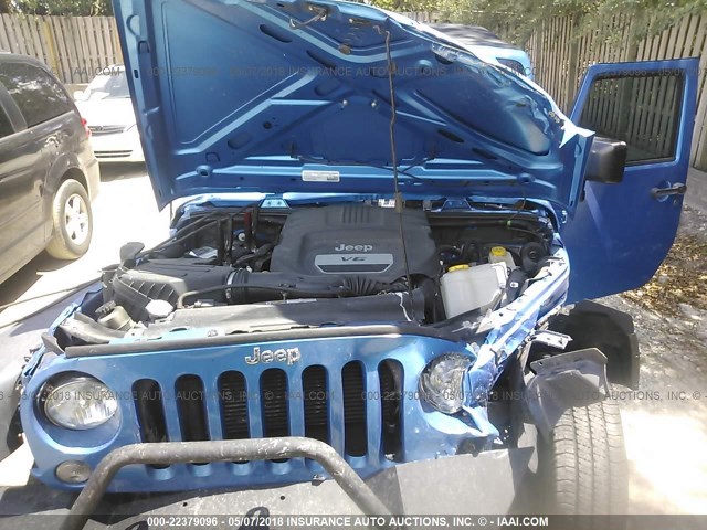 1C4BJWDG5FL505622 - 2015 JEEP WRANGLER UNLIMITE SPORT BLUE photo 10