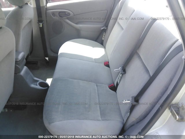 1FAFP34P71W336196 - 2001 FORD FOCUS SE/SE COMFORT SILVER photo 8