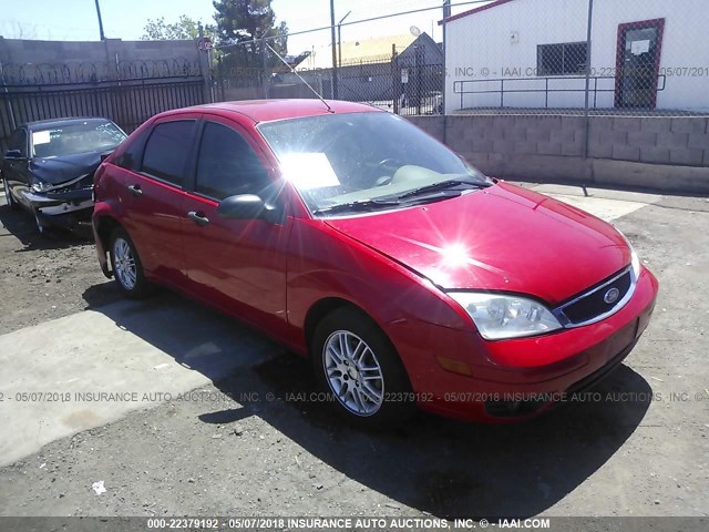 1FAFP34NX7W130314 - 2007 FORD FOCUS ZX4/S/SE/SES RED photo 1