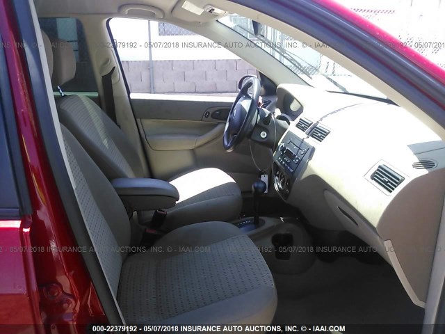 1FAFP34NX7W130314 - 2007 FORD FOCUS ZX4/S/SE/SES 红色 照片 5
