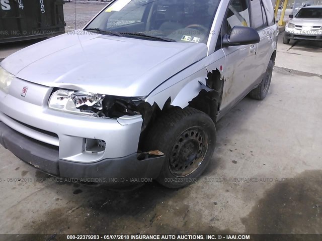 5GZCZ33D75S870146 - 2005 SATURN VUE SILVER photo 6