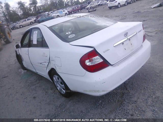 4T1BE32KX3U213198 - 2003 TOYOTA CAMRY LE/XLE/SE თეთრი ფოტო 3