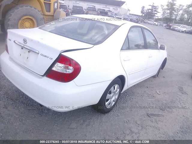 4T1BE32KX3U213198 - 2003 TOYOTA CAMRY LE/XLE/SE თეთრი ფოტო 4