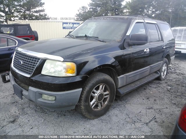 1FMRU15W43LA12343 - 2003 FORD EXPEDITION XLT BLACK photo 2