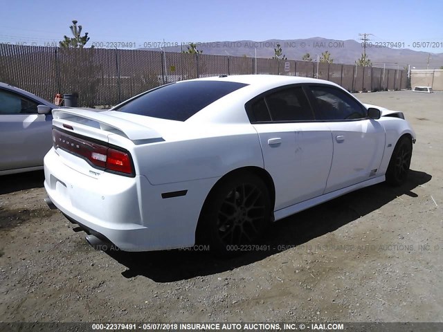 2C3CDXEJ1EH257719 - 2014 DODGE CHARGER SRT-8 WHITE photo 4