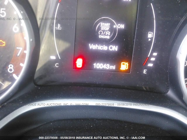 3C4NJDBB1HT640273 - 2017 JEEP COMPASS LATITUDE 黑色 照片 7