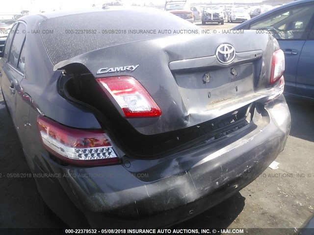 4T1BF3EK1BU187680 - 2011 TOYOTA CAMRY SE/LE/XLE GRAY photo 6