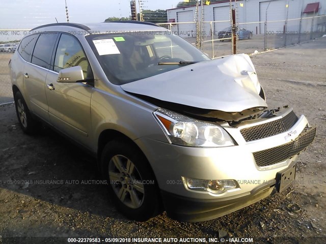 1GNKRGED5CJ176048 - 2012 CHEVROLET TRAVERSE LT SILVER photo 1