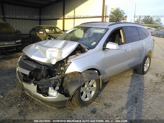 1GNKRGED5CJ176048 - 2012 CHEVROLET TRAVERSE LT SILVER photo 2