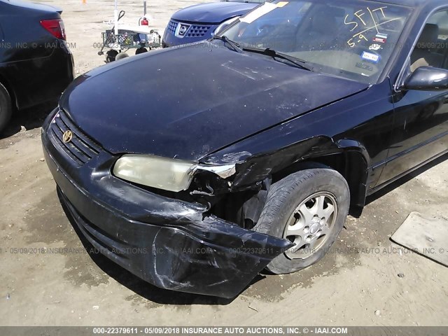 JT2BG22K6X0271842 - 1999 TOYOTA CAMRY LE/XLE BLACK photo 6