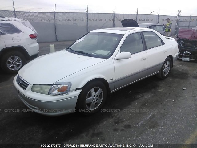 JT2BG22K310554867 - 2001 TOYOTA CAMRY CE/LE/XLE 白色 照片 2