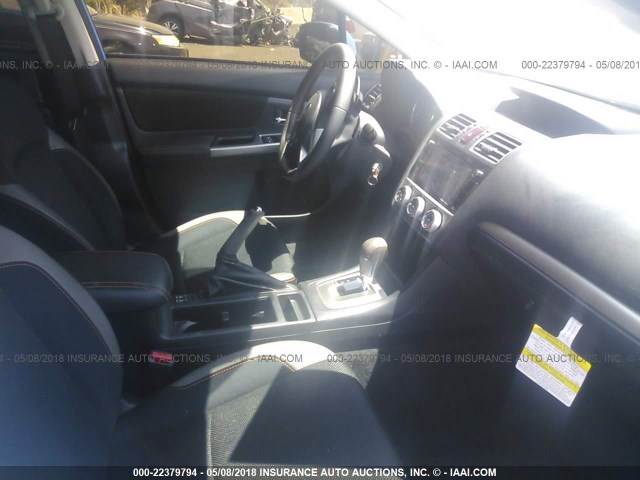 JF2GPADC0HH274303 - 2017 SUBARU CROSSTREK PREMIUM ლურჯი ფოტო 5