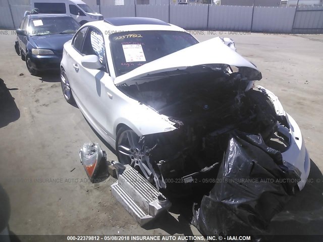 WBAUC7C54AVK96117 - 2010 BMW 135 I WHITE photo 1