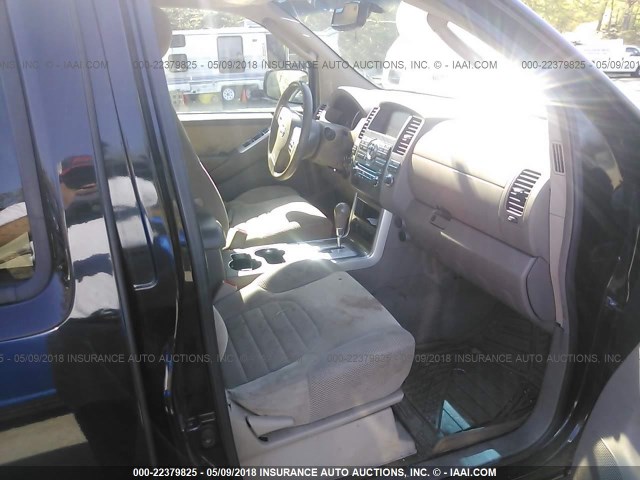 5N1AR18B78C600686 - 2008 NISSAN PATHFINDER S/LE/SE BLACK photo 5