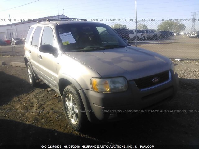 1FMYU04111KC55994 - 2001 FORD ESCAPE XLT GOLD photo 1