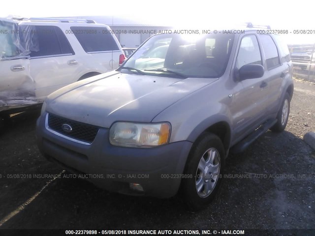 1FMYU04111KC55994 - 2001 FORD ESCAPE XLT GOLD photo 2