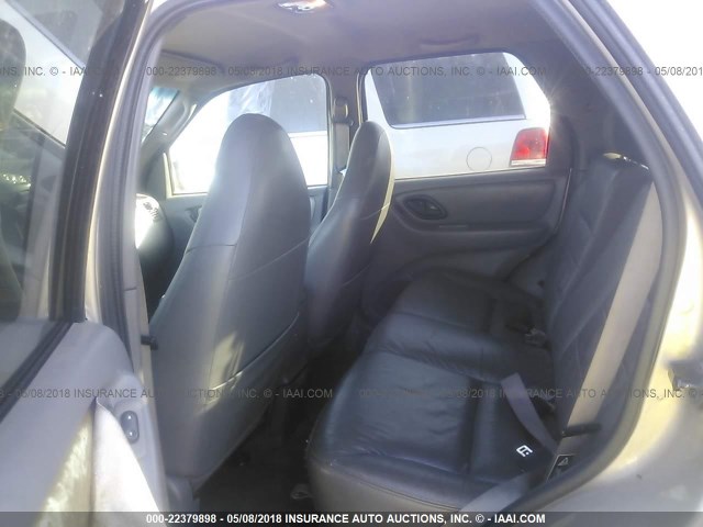 1FMYU04111KC55994 - 2001 FORD ESCAPE XLT GOLD photo 8