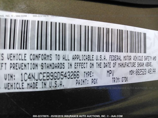 1C4NJCEB9GD543266 - 2016 JEEP COMPASS LATITUDE 灰色 照片 9