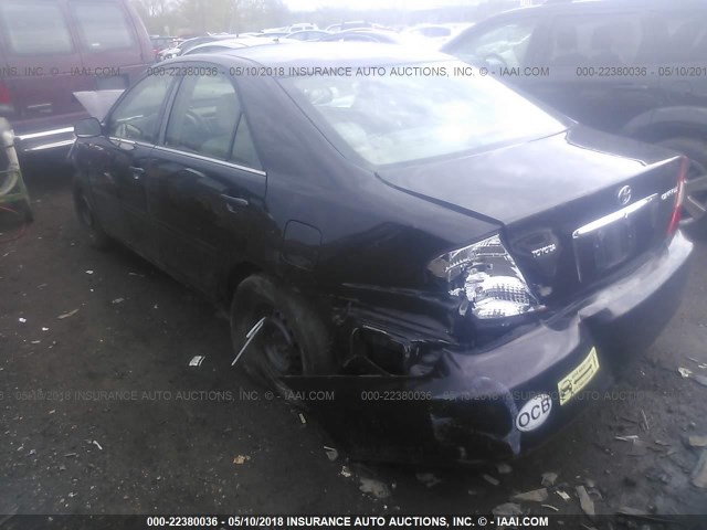 4T1BE32K52U625205 - 2002 TOYOTA CAMRY LE/XLE/SE შავი ფოტო 3