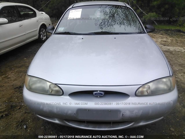 3FAFP13P41R211357 - 2001 FORD ESCORT SILVER photo 6