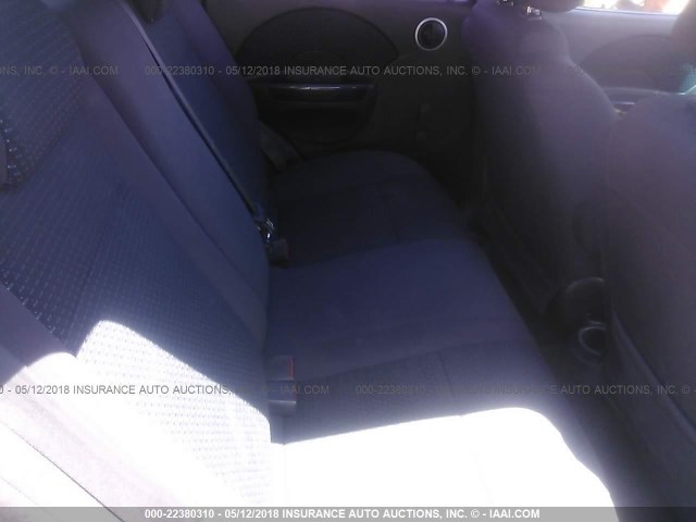 KL1TD66628B145760 - 2008 CHEVROLET AVEO LS GRAY photo 8