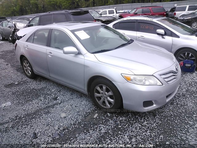 4T4BF3EK9BR151709 - 2011 TOYOTA CAMRY SE/LE/XLE SILVER photo 1