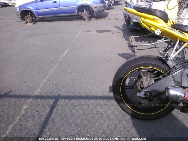 JYARJ12E36A009499 - 2006 YAMAHA YZFR6 L YELLOW photo 6