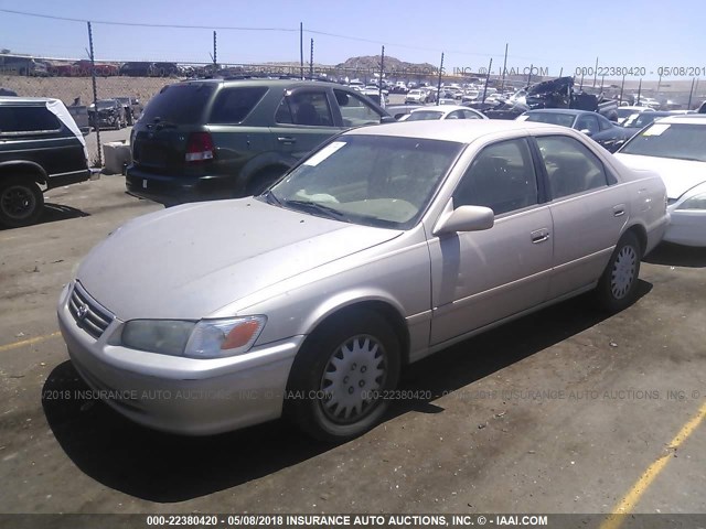 4T1BG22KXYU927764 - 2000 TOYOTA CAMRY CE/LE/XLE 金色 照片 2