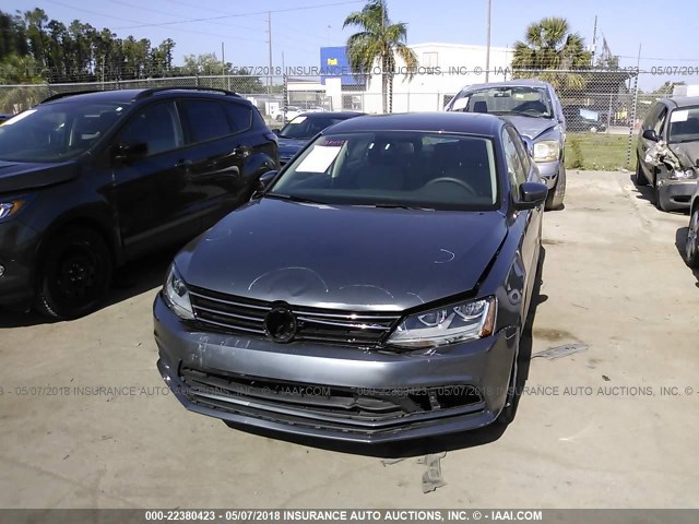 3VW2B7AJ2HM258819 - 2017 VOLKSWAGEN JETTA S 灰色 照片 6