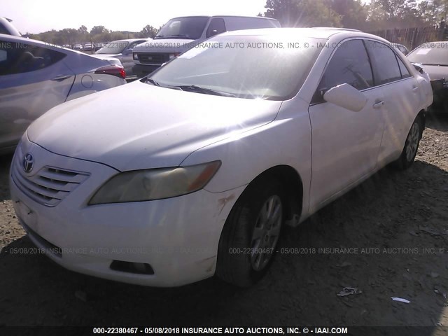 4T1BK46K27U511422 - 2007 TOYOTA CAMRY NEW GENERAT LE/XLE/SE WHITE photo 2