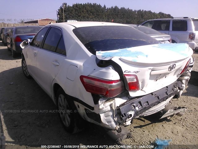 4T1BK46K27U511422 - 2007 TOYOTA CAMRY NEW GENERAT LE/XLE/SE WHITE photo 3