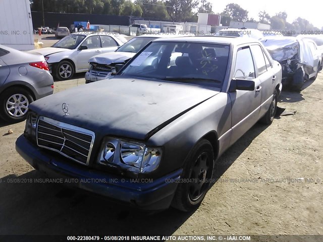 WDBEA34E7RC102738 - 1994 MERCEDES-BENZ E 420 BLACK photo 2