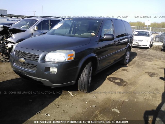 1GNDV23W48D186913 - 2008 CHEVROLET UPLANDER LS GRAY photo 2