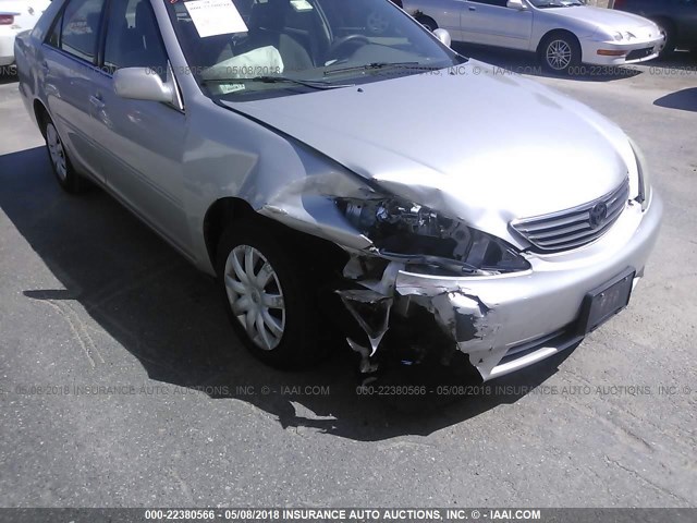 4T1BE32K75U610709 - 2005 TOYOTA CAMRY LE/XLE/SE ვერცხლისფერი ფოტო 6