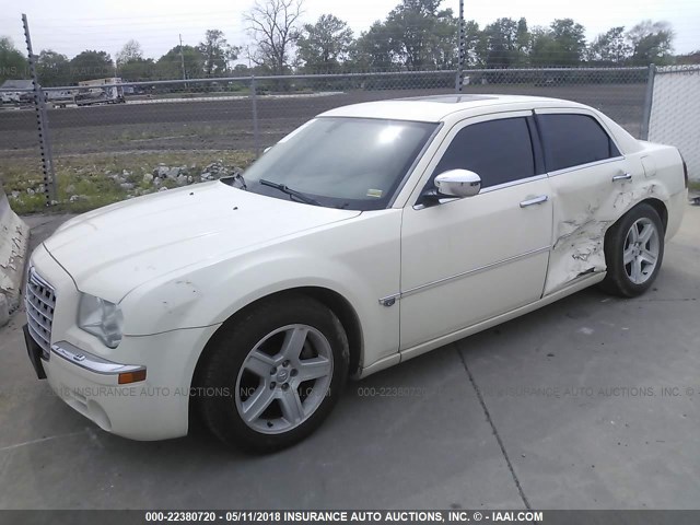 2C3KA63H96H535279 - 2006 CHRYSLER 300C CREAM photo 2