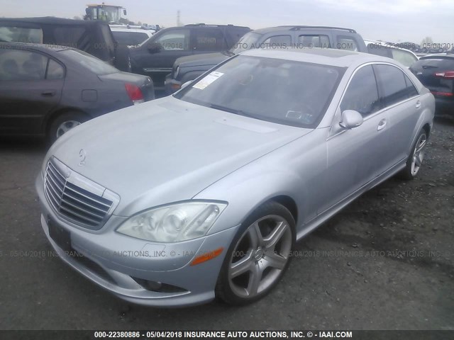 WDDNG86X58A178339 - 2008 MERCEDES-BENZ S 550 4MATIC SILVER photo 2