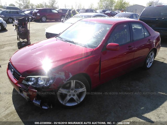 JTHBD192820062951 - 2002 LEXUS IS 300 RED photo 2