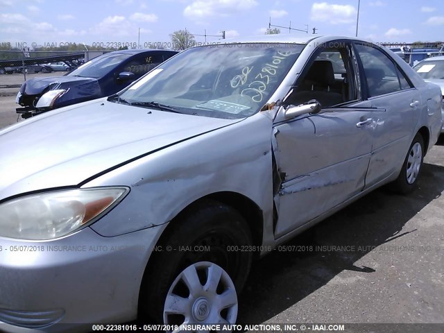 4T1BE32K43U224262 - 2003 TOYOTA CAMRY LE/XLE/SE SILVER photo 6