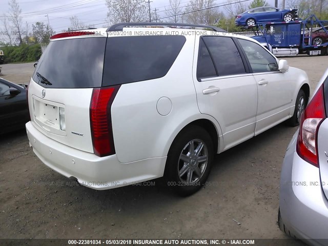 1GYEE637260178613 - 2006 CADILLAC SRX WHITE photo 4