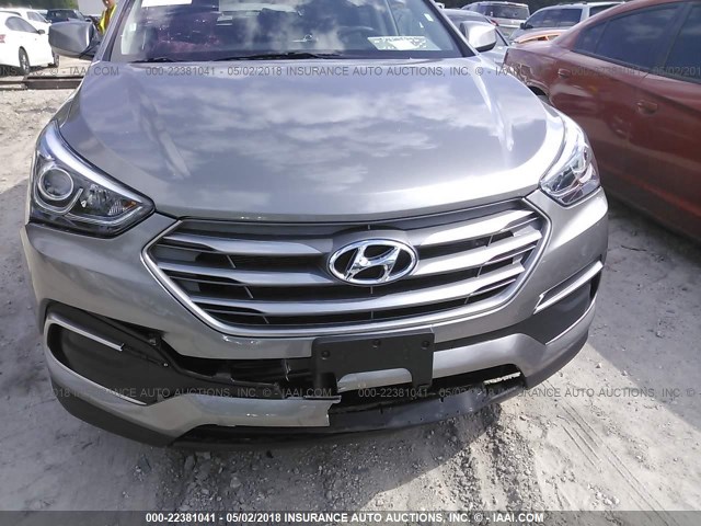 5XYZT3LB3JG526809 - 2018 HYUNDAI SANTA FE SPORT  GRAY photo 6