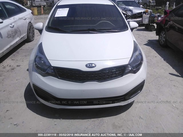 KNADM4A39E6365090 - 2014 KIA RIO LX WHITE photo 6