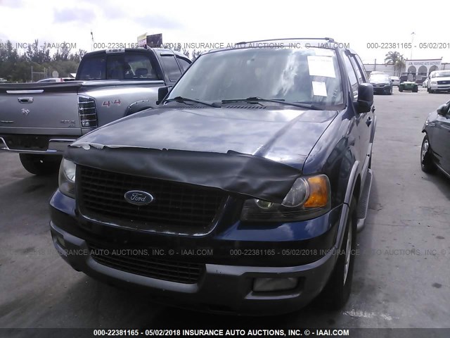 1FMRU15W24LA23486 - 2004 FORD EXPEDITION XLT ლურჯი ფოტო 6