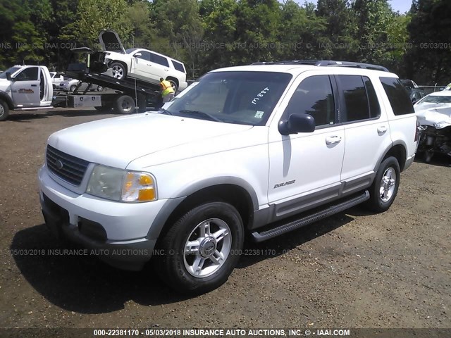 1FMDU73E62ZA86348 - 2002 FORD EXPLORER XLT WHITE photo 2