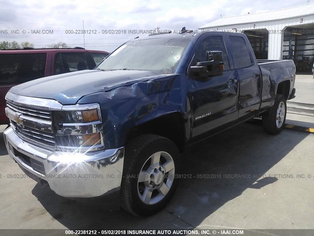 1GC2KUEG4HZ403955 - 2017 CHEVROLET SILVERADO K2500 HEAVY DUTY BLUE photo 2