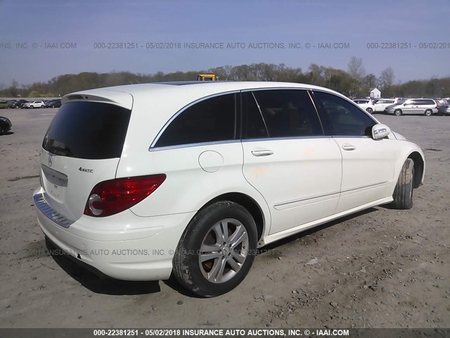 4JGCB65E58A084123 - 2008 MERCEDES-BENZ R 350 WHITE photo 4