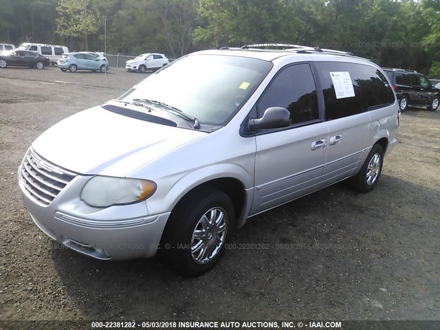 2C4GP64L25R291700 - 2005 CHRYSLER TOWN & COUNTRY LIMITED SILVER photo 2