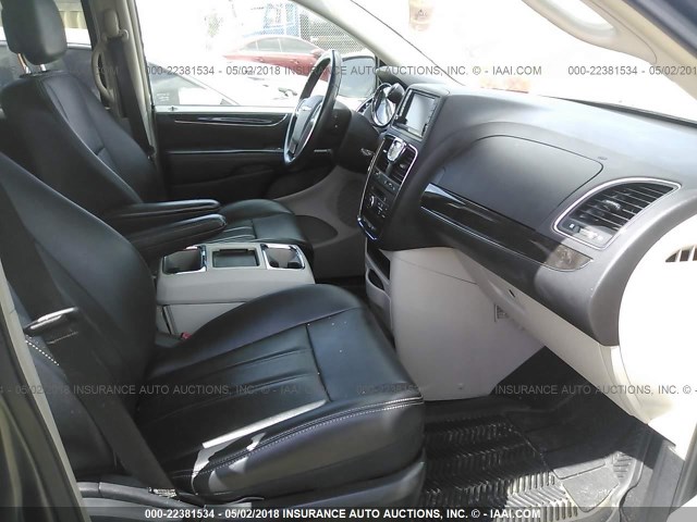 2C4RC1BG4DR742590 - 2013 CHRYSLER TOWN & COUNTRY TOURING GRAY photo 5